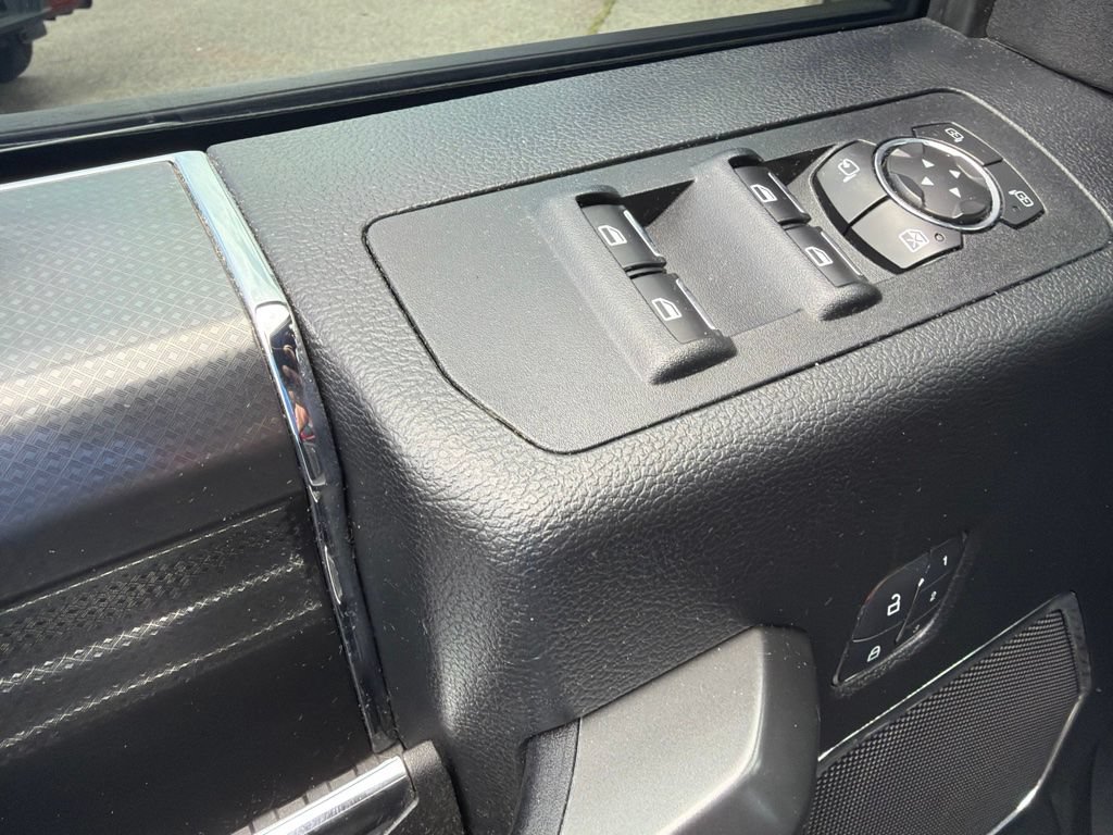 Used 2016 Ford F150 Lariat w/ Equipment Group 502A Luxury AWD/4WD image 13
