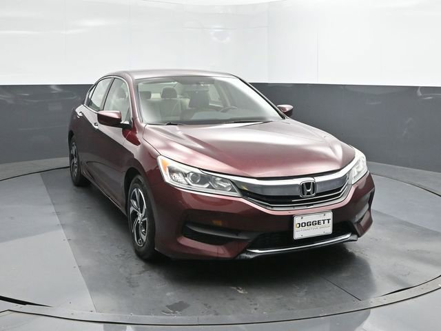 Used 2017 Honda Accord LX image 18