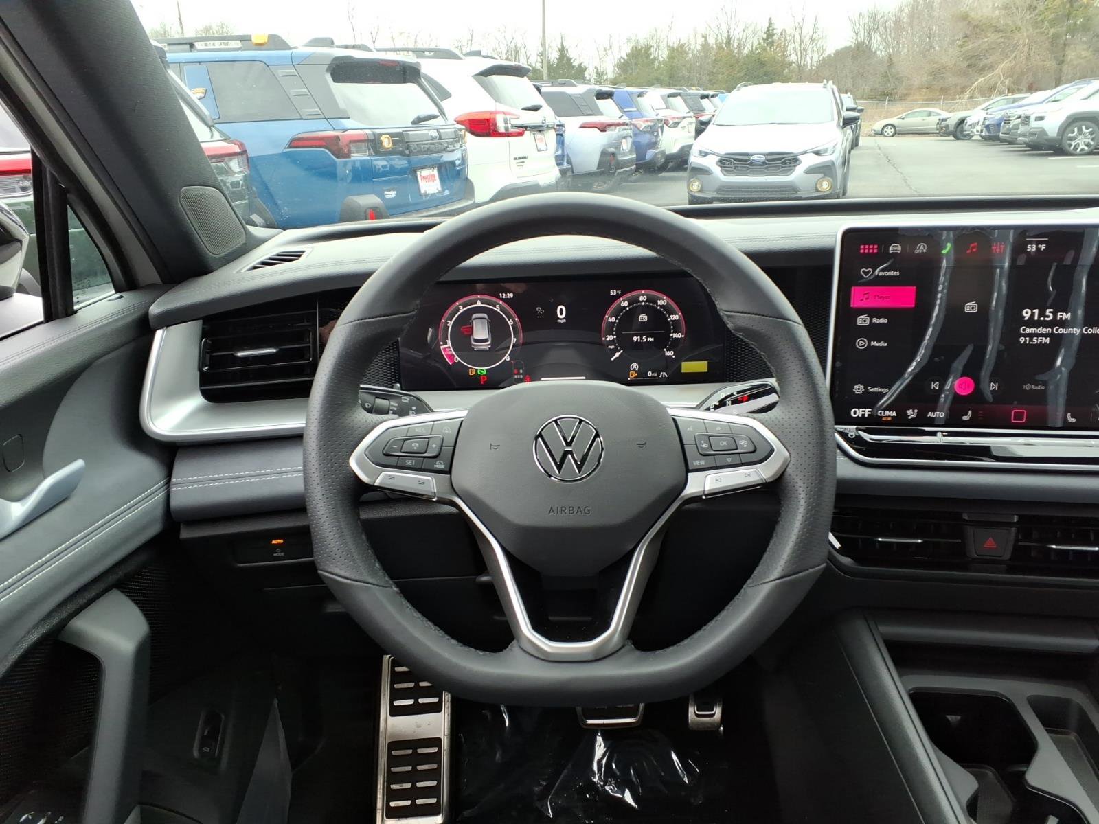 New 2026 Volkswagen Tiguan SE R-Line image 11