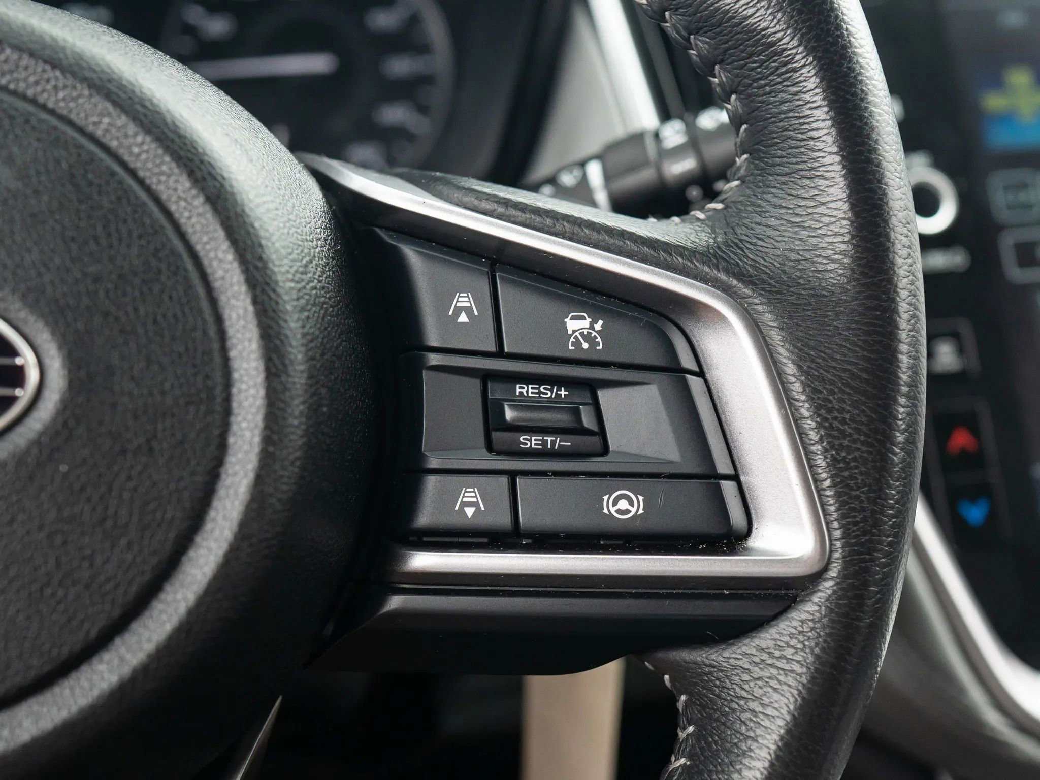 Used 2023 Subaru Outback Premium AWD/4WD image 34