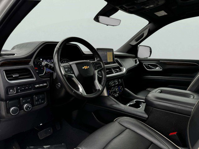 Used 2021 Chevrolet Suburban Premier w/ Premium Package image 22