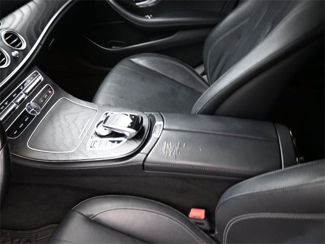 Used 2020 Mercedes-Benz E 350 Sedan image 9