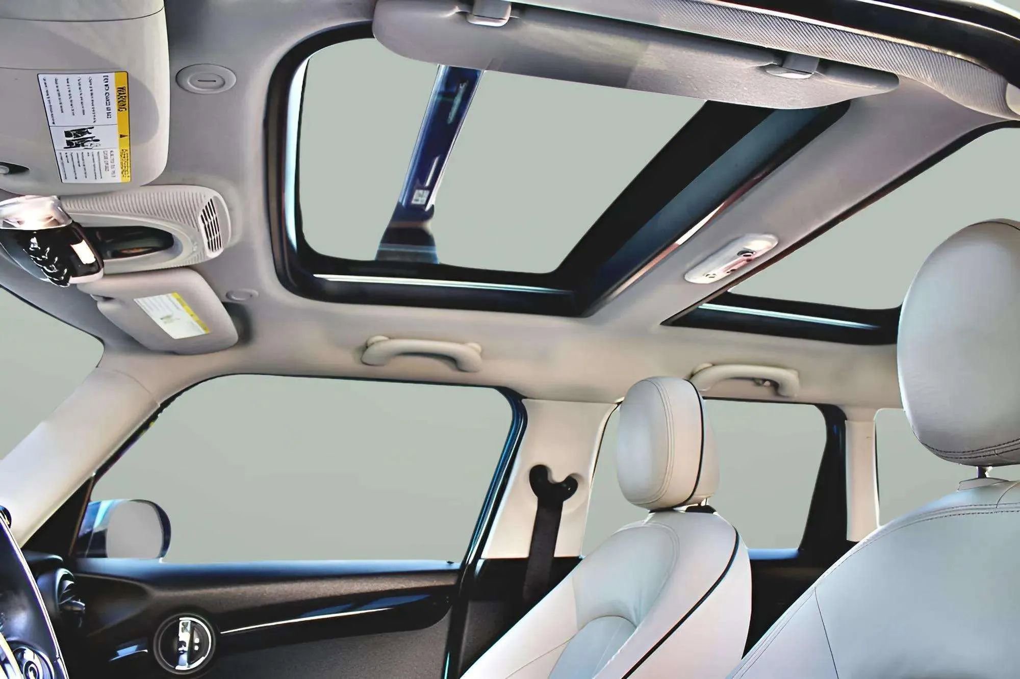 Used 2016 MINI Cooper S image 22