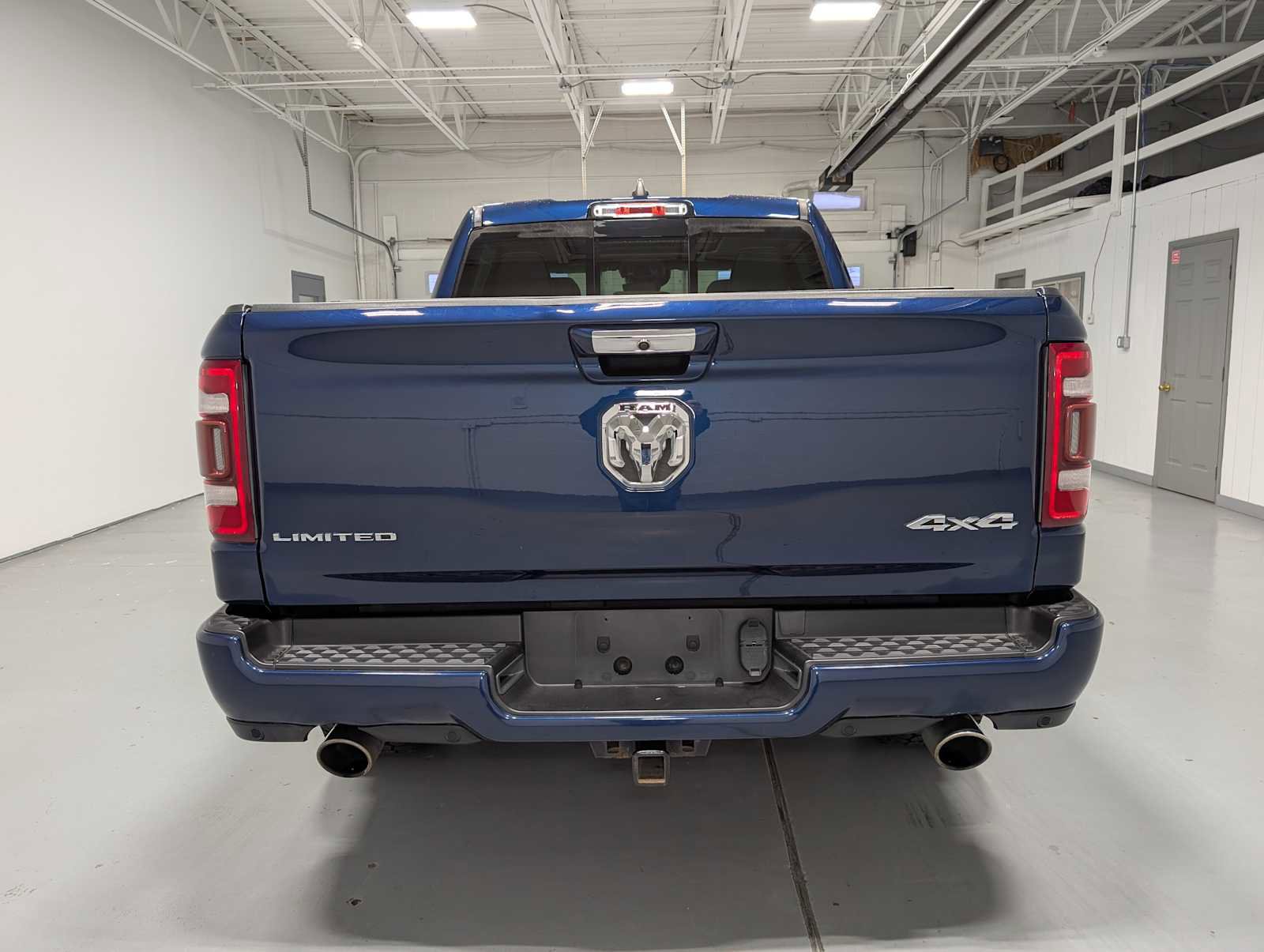 Used 2021 RAM 1500 Limited AWD/4WD image 10