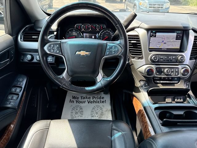 Used 2020 Chevrolet Suburban Premier AWD/4WD image 14