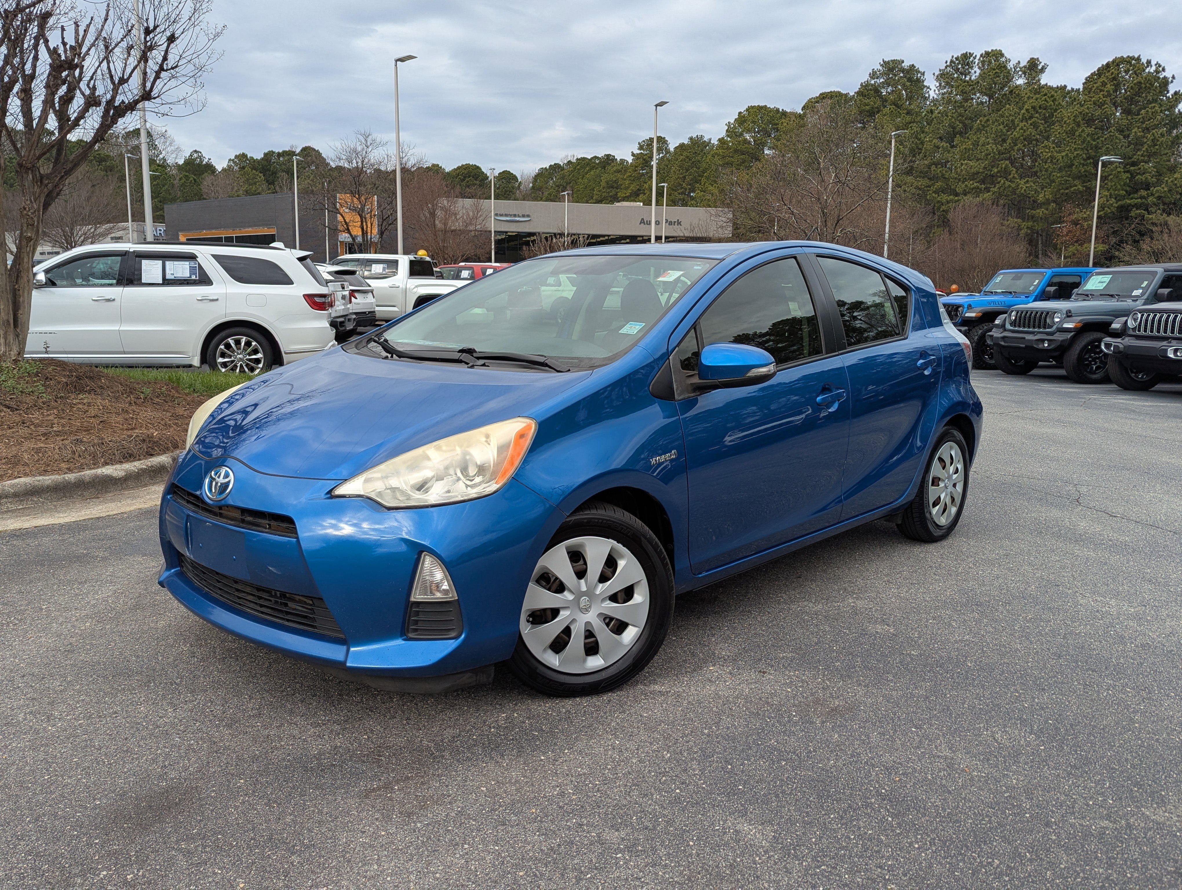 Used 2014 Toyota Prius C Two image 1