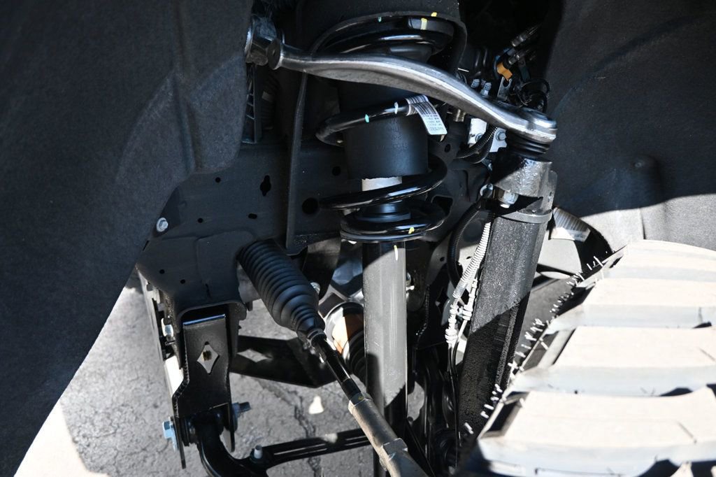 Used 2024 Chevrolet Silverado 1500 High Country w/ Midnight Edition image 8