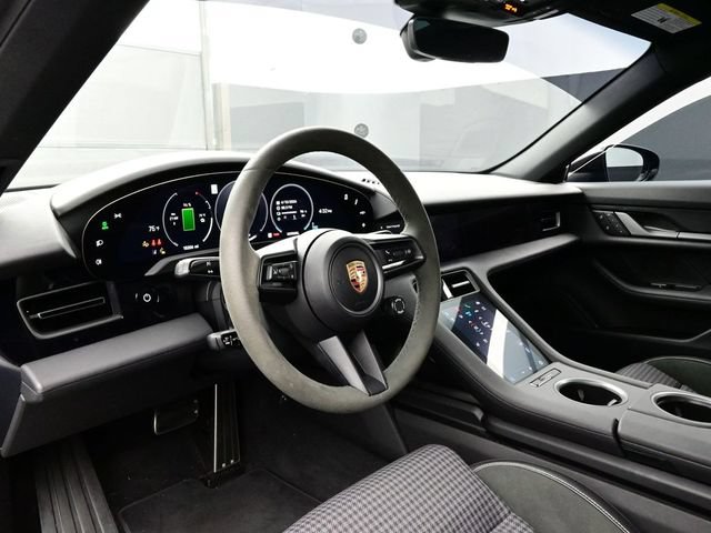 Certified 2025 Porsche Taycan AWD/4WD image 4