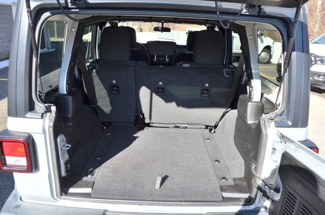 Used 2022 Jeep Wrangler Unlimited Sport image 37