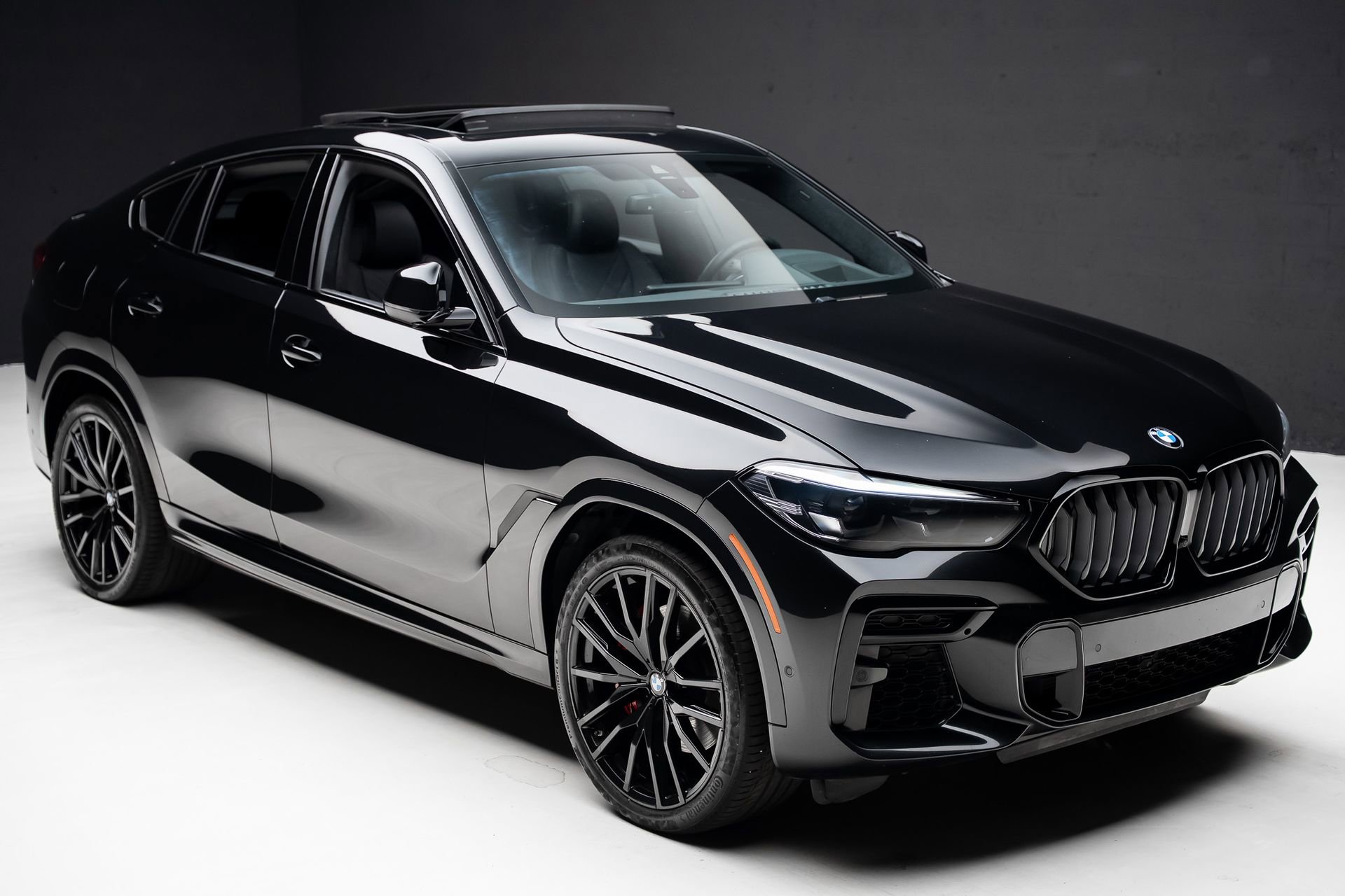 Used 2023 BMW X6 xDrive40i w/ M Sport Package AWD/4WD image 40