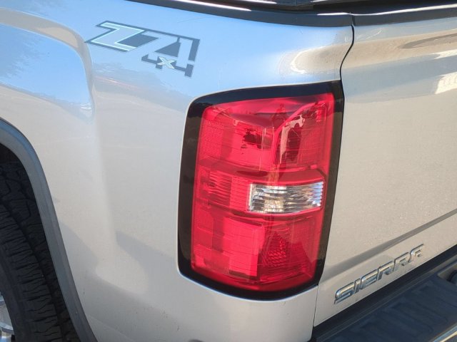 Used 2015 GMC Sierra 1500 SLE w/ SLE Value Package AWD/4WD image 13
