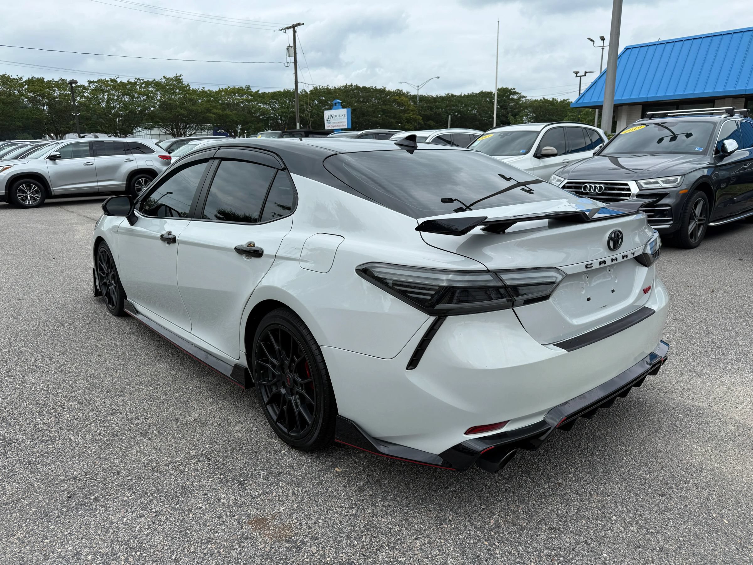 Used 2021 Toyota Camry TRD w/ TRD Package w/JBL Audio FWD image 10