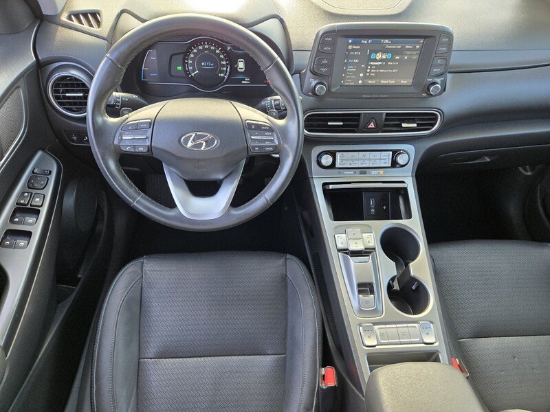 Used 2021 Hyundai Kona Limited w/ Cargo Package FWD image 12
