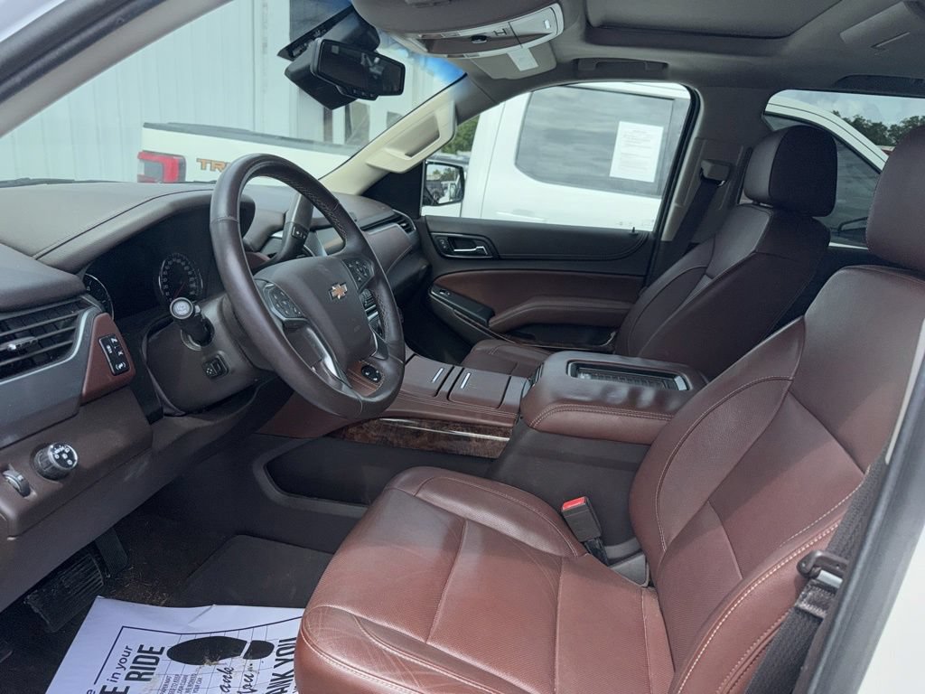 Used 2017 Chevrolet Suburban Premier RWD image 12