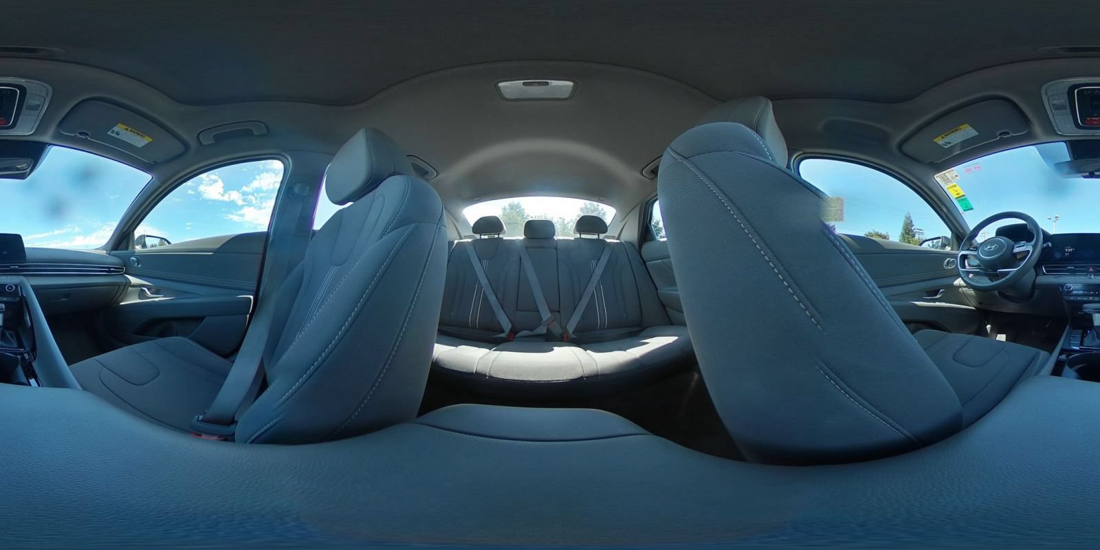 Used 2025 Hyundai Elantra SEL FWD image 42
