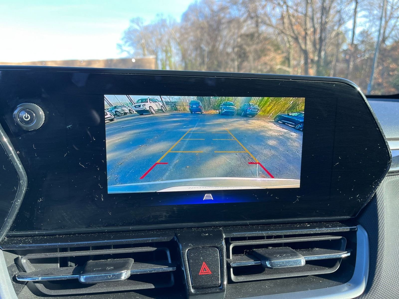 Used 2025 Chevrolet TrailBlazer LT image 17