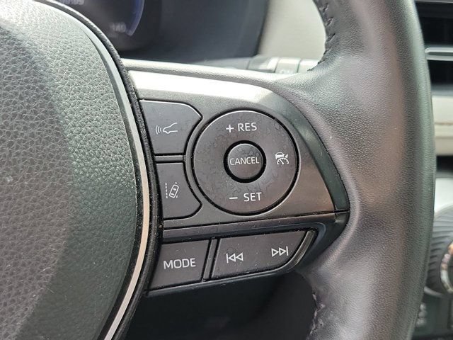 Used 2024 Toyota RAV4 Limited w/ Advanced Technology Package AWD/4WD image 32