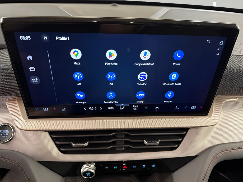 New 2026 Ford Explorer Active AWD/4WD image 8