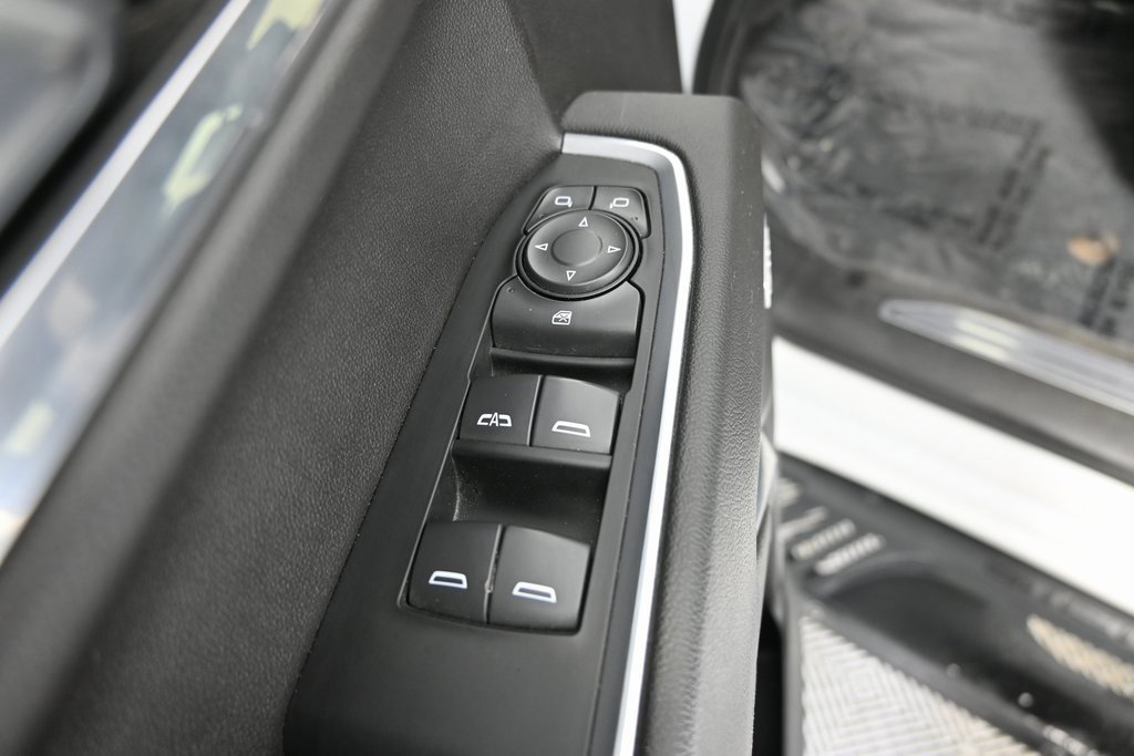 Used 2022 GMC Sierra 1500 Elevation w/ Preferred Package image 19