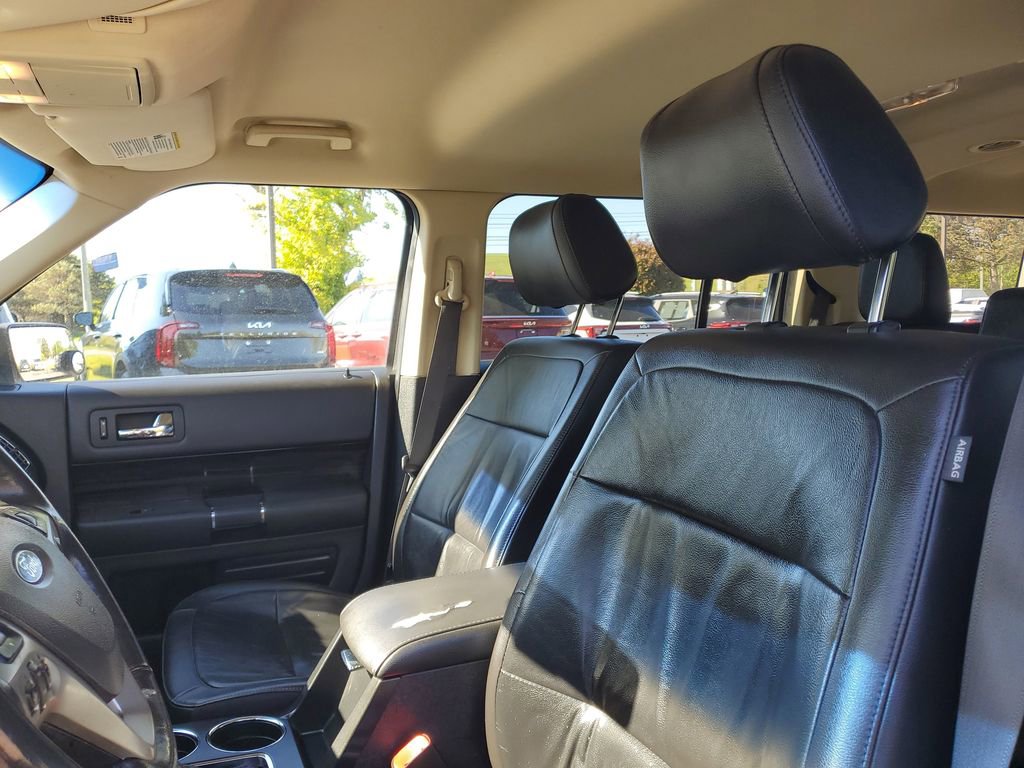 Used 2016 Ford Flex SEL w/ Equipment Group 202A AWD/4WD image 10