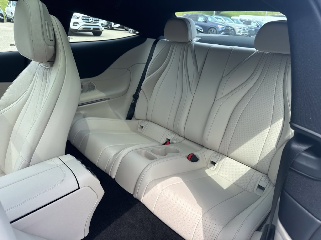 Certified 2026 Mercedes-Benz CLE 300 4MATIC Coupe image 9
