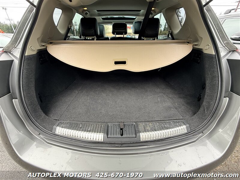 Used 2012 Nissan Murano SL w/ Navigation Pkg AWD/4WD image 13