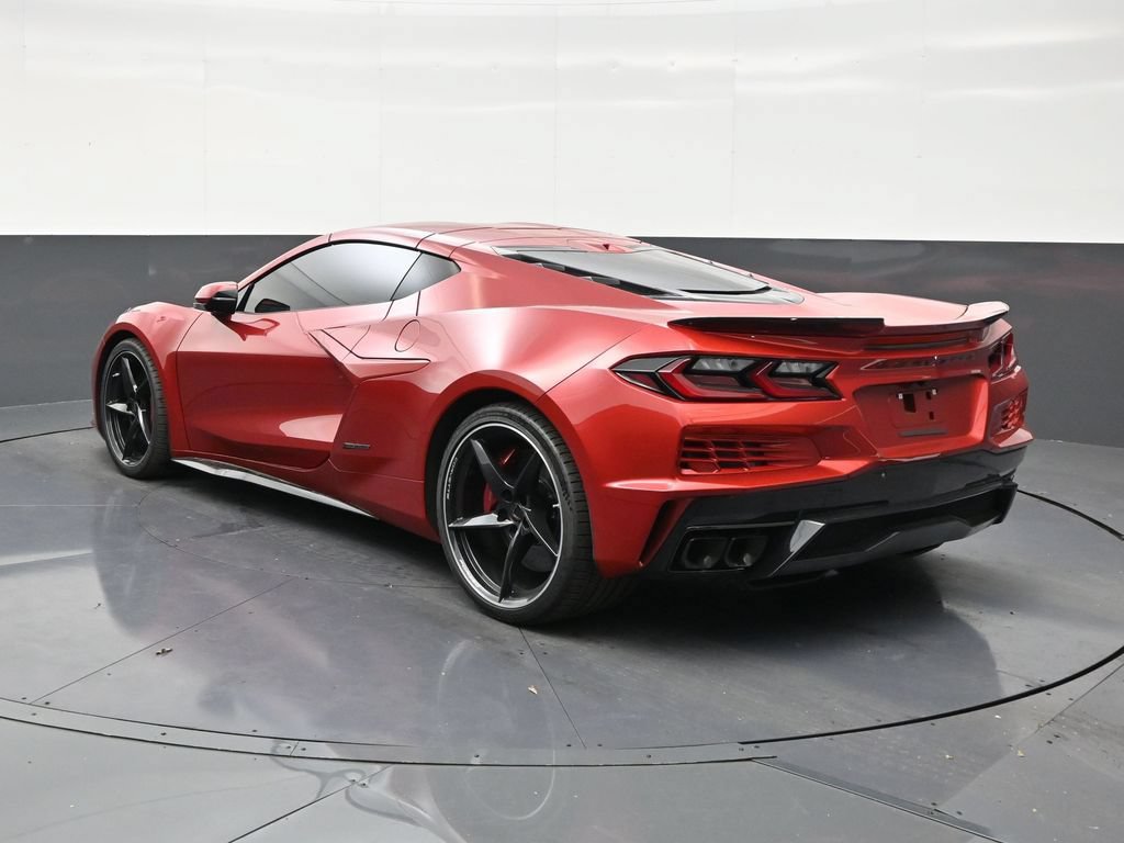 Used 2025 Chevrolet Corvette E-Ray w/ Stealth Interior Trim Package AWD/4WD image 3