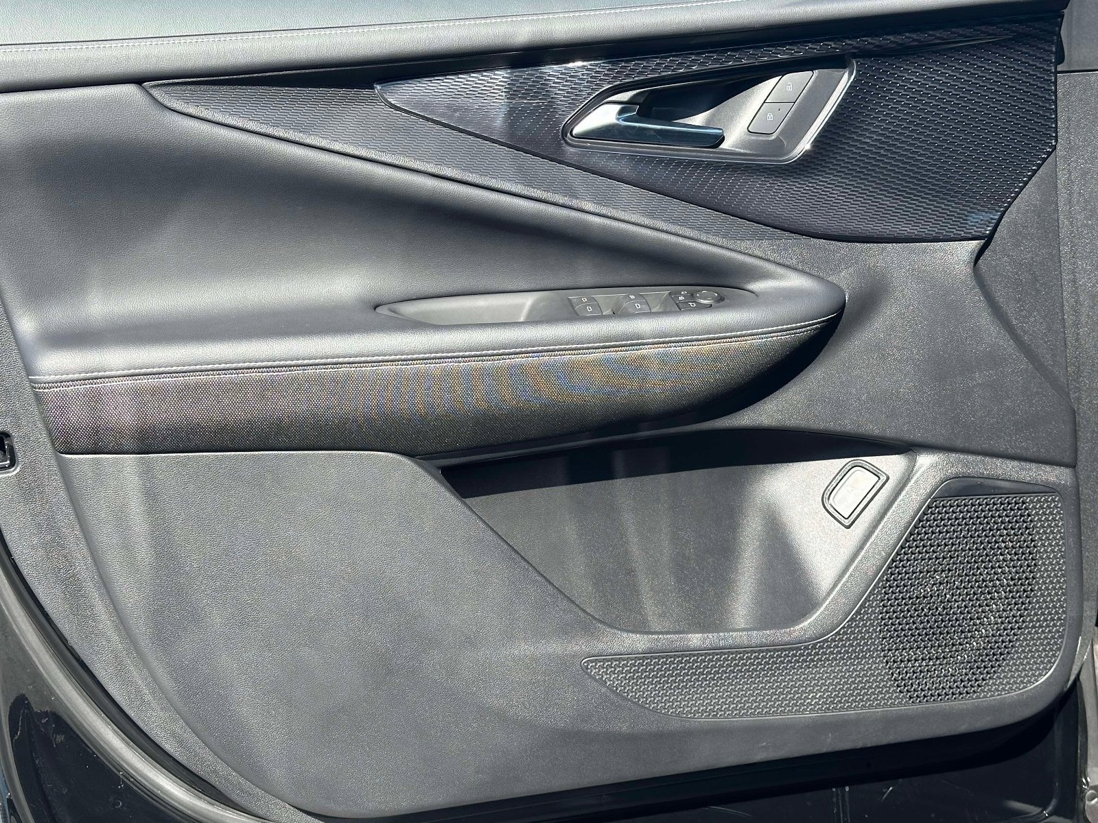 Certified 2025 Chevrolet Blazer EV LT image 20