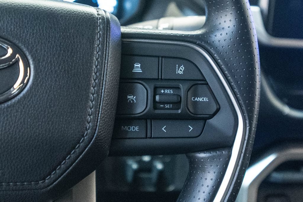 Certified 2026 Toyota Tundra SR5 AWD/4WD image 18