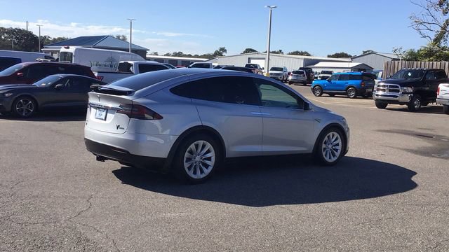 Used 2016 Tesla Model X 90D image 6