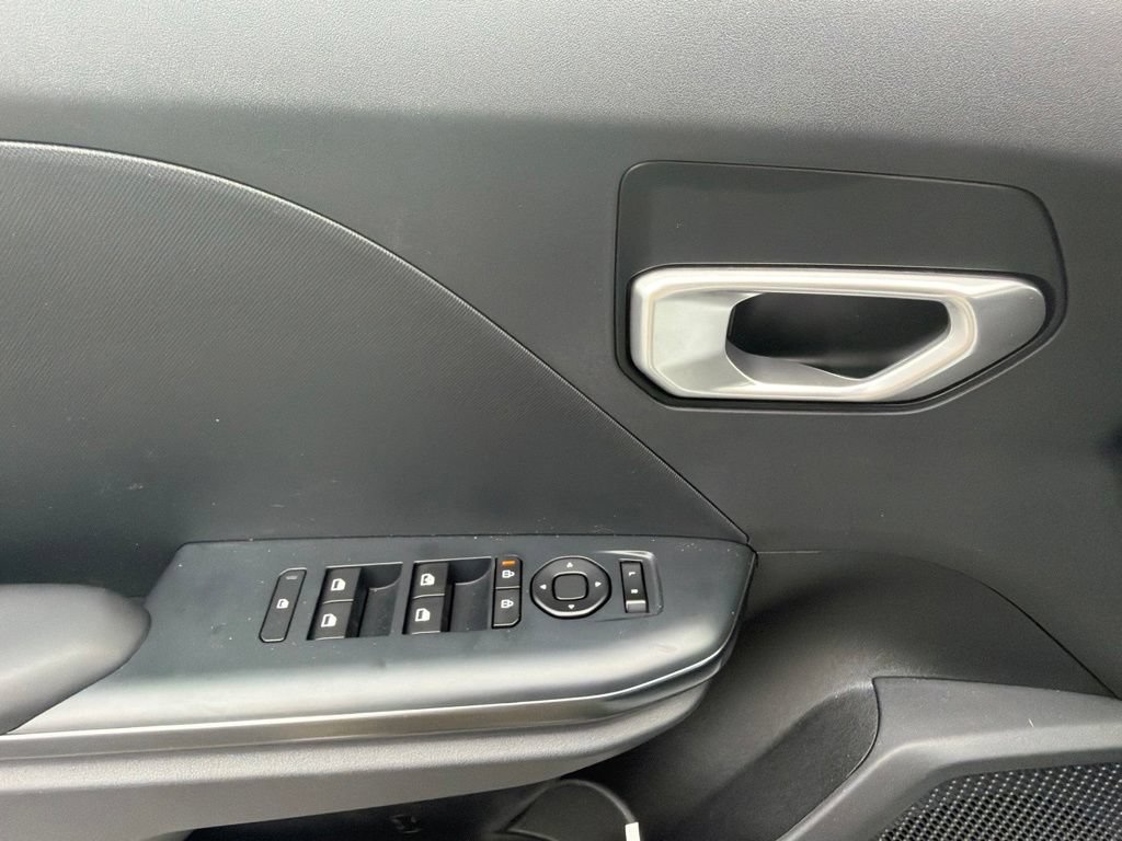 Used 2026 Kia K4 FWD image 24