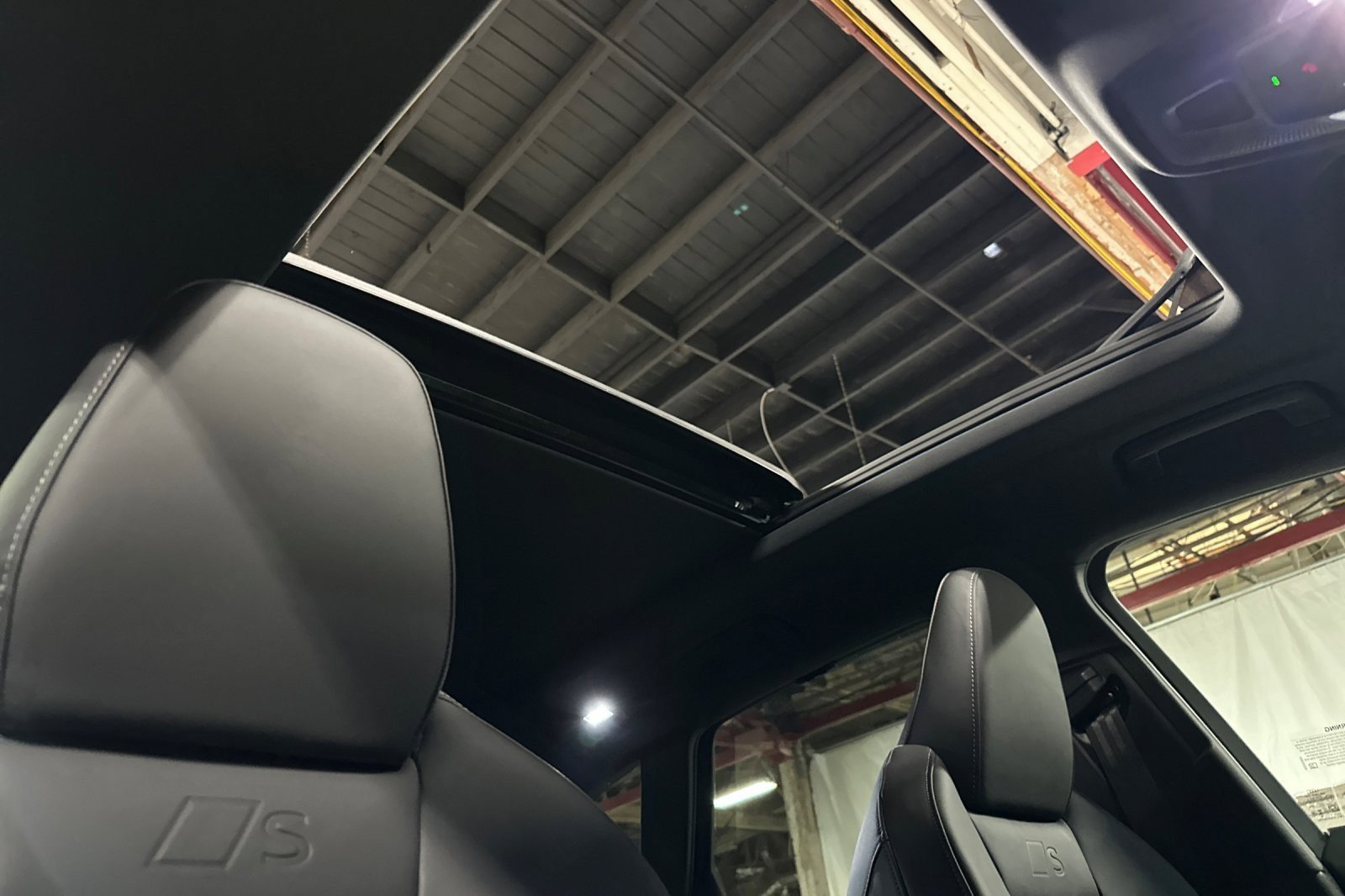 New 2026 Audi SQ5 Premium Plus image 16