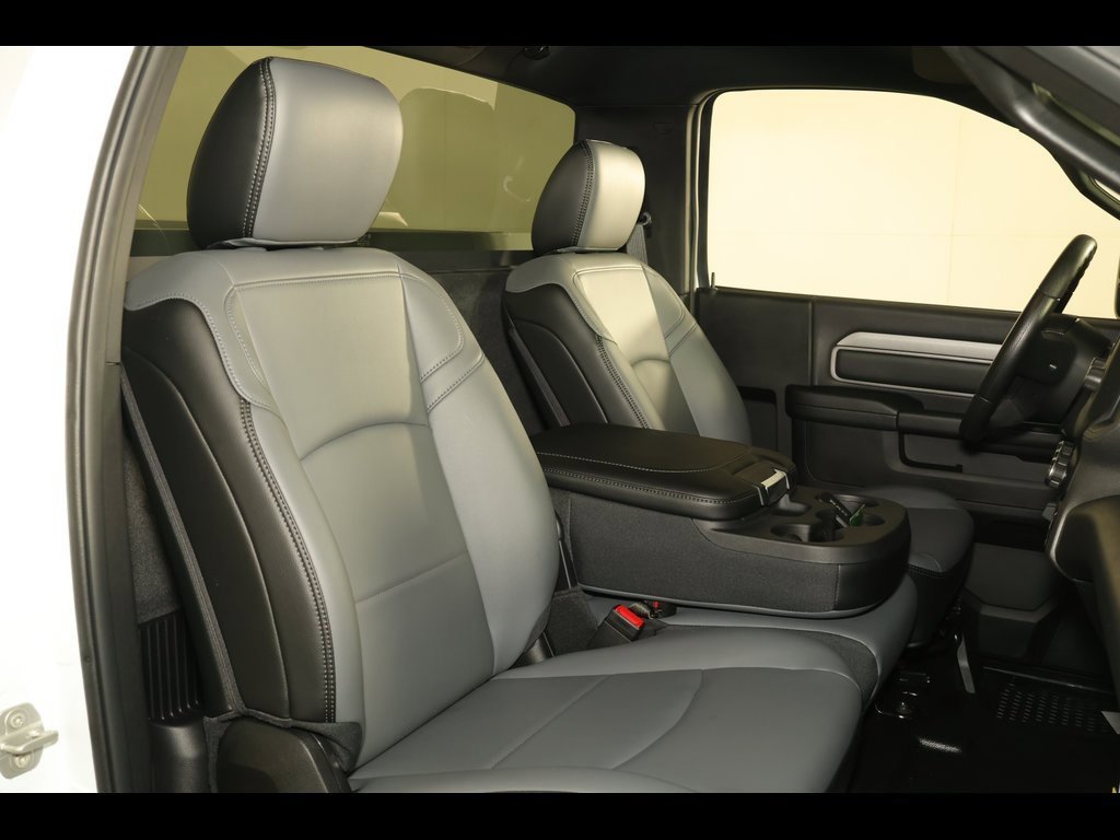 Used 2024 RAM 3500 Tradesman image 21