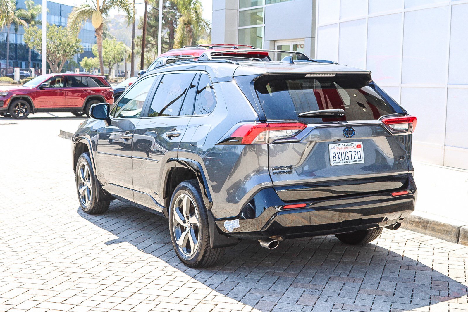 Certified 2021 Toyota RAV4 SE w/ Weather & Moonroof Package AWD/4WD image 9