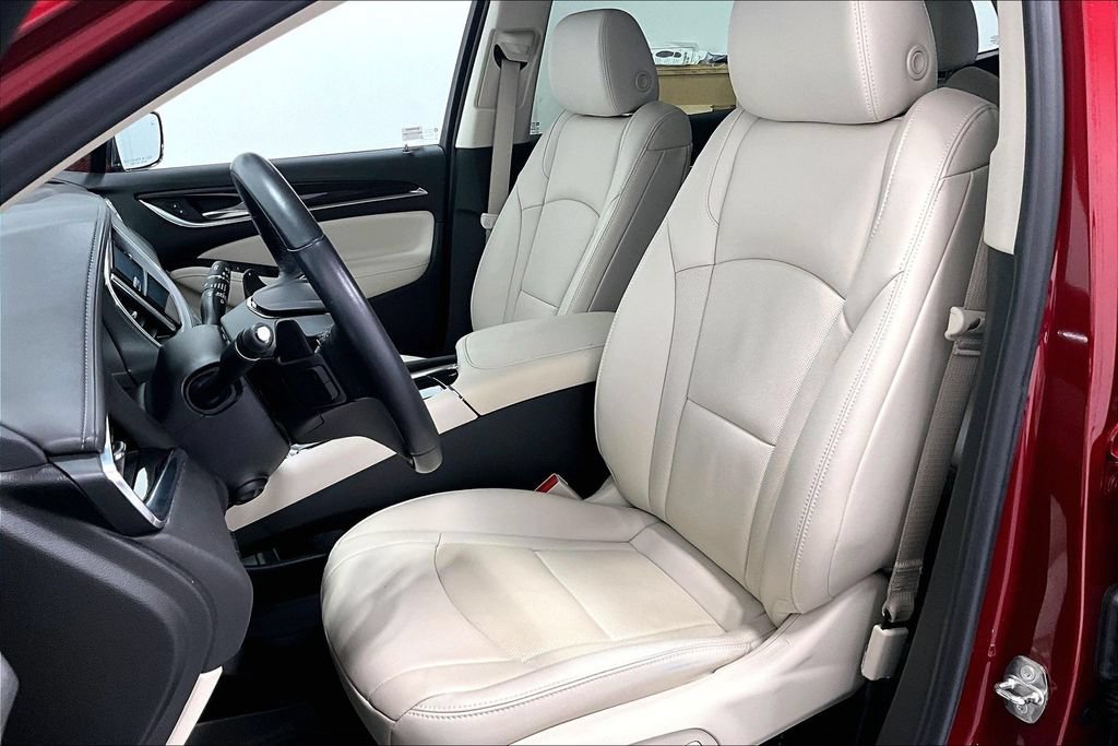 Used 2022 Buick Enclave Premium w/ Surround and Sites Package FWD image 30