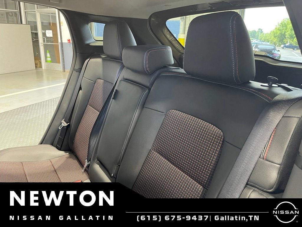 New 2026 Nissan Kicks SR FWD image 17