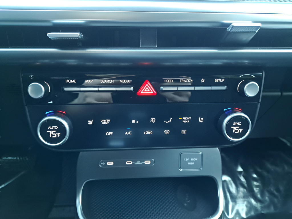 New 2026 Hyundai Ioniq 9 SE AWD/4WD image 25