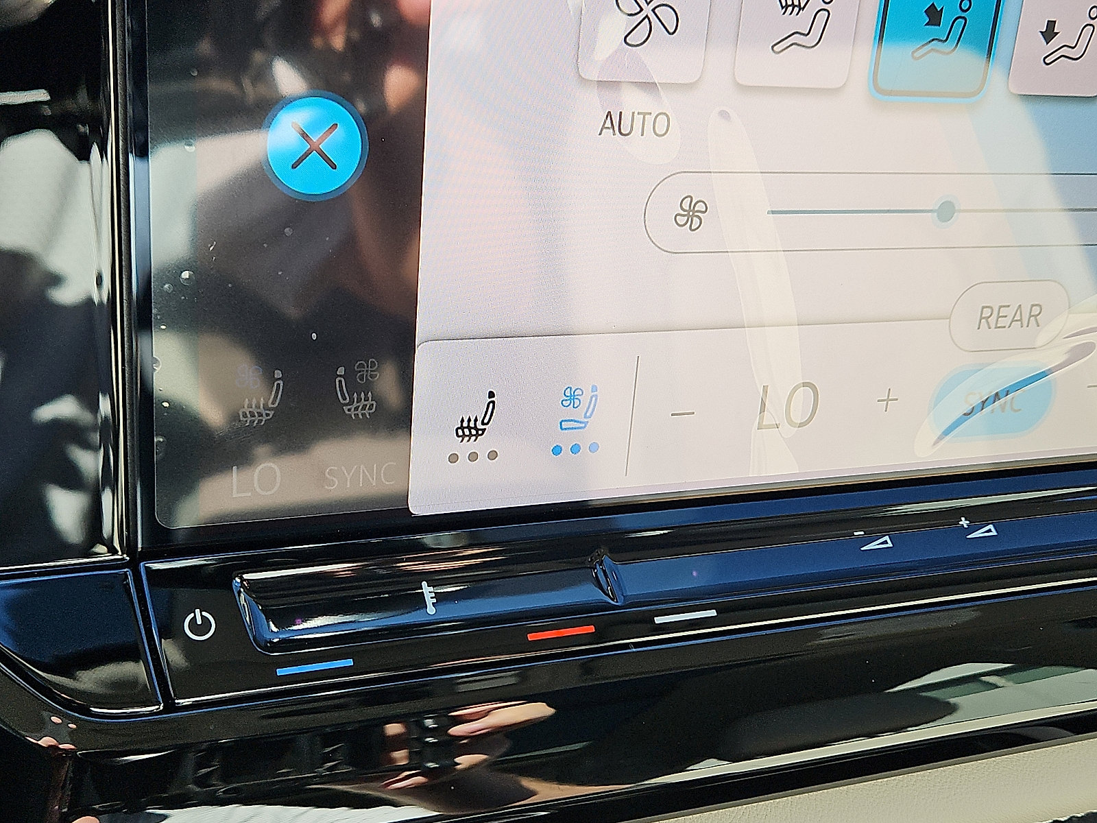 New 2026 Volkswagen Atlas SE image 18