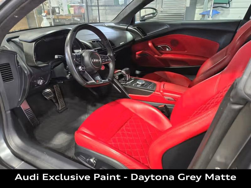 Used 2017 Audi R8 V10 w/ Carbon Exterior Package image 10