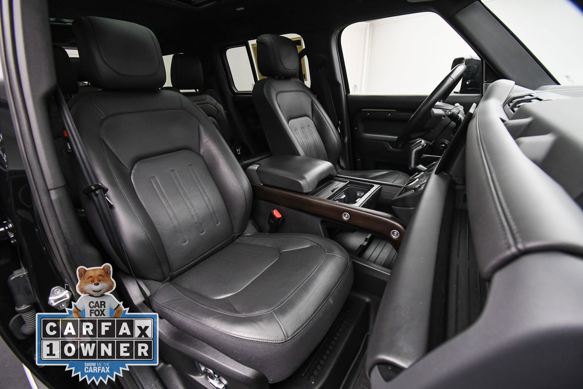 Used 2023 Land Rover Defender 130 X image 17