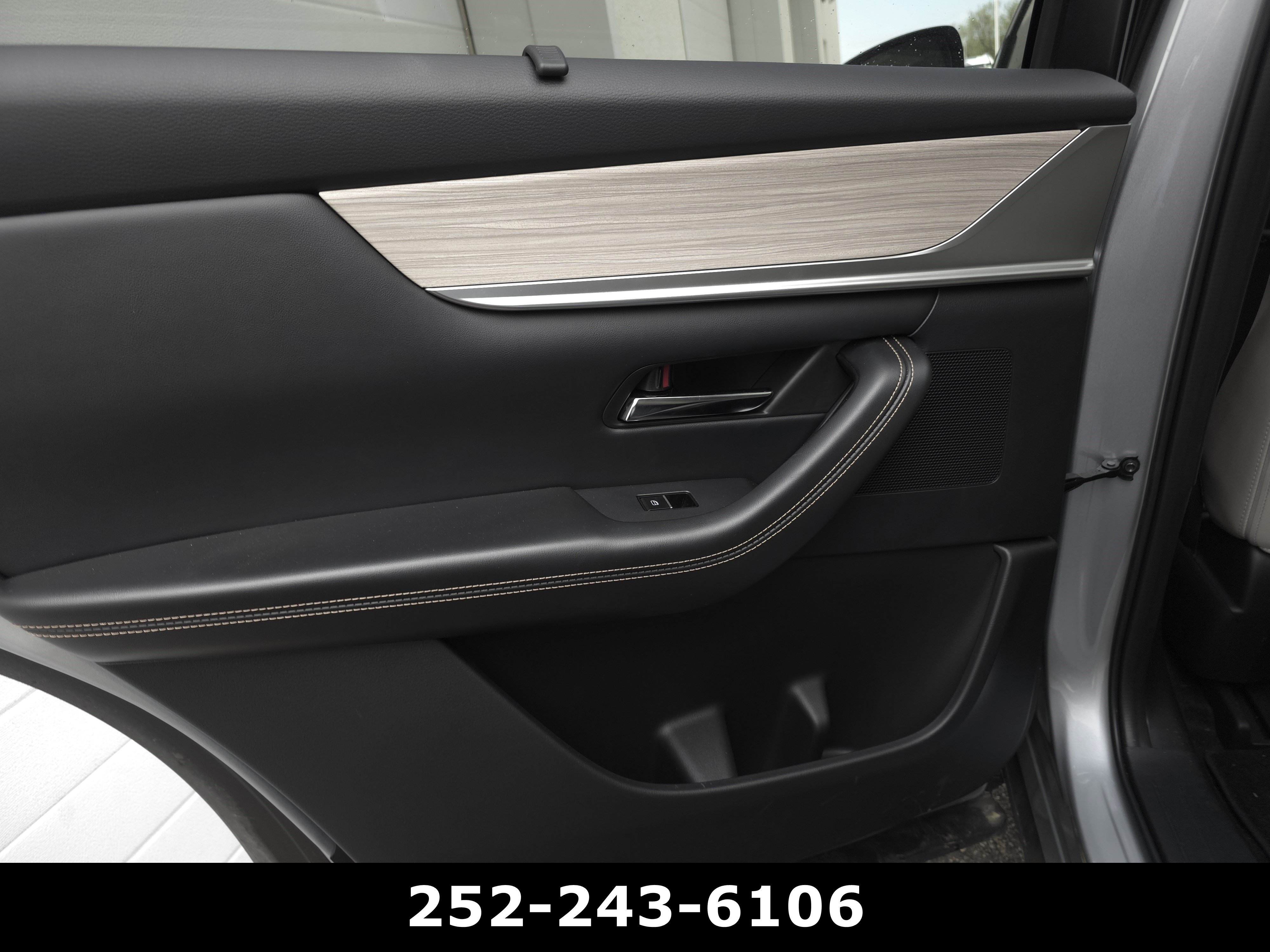 Used 2024 MAZDA CX-90 Plug-In Hybrid w/ Premium Pkg image 24