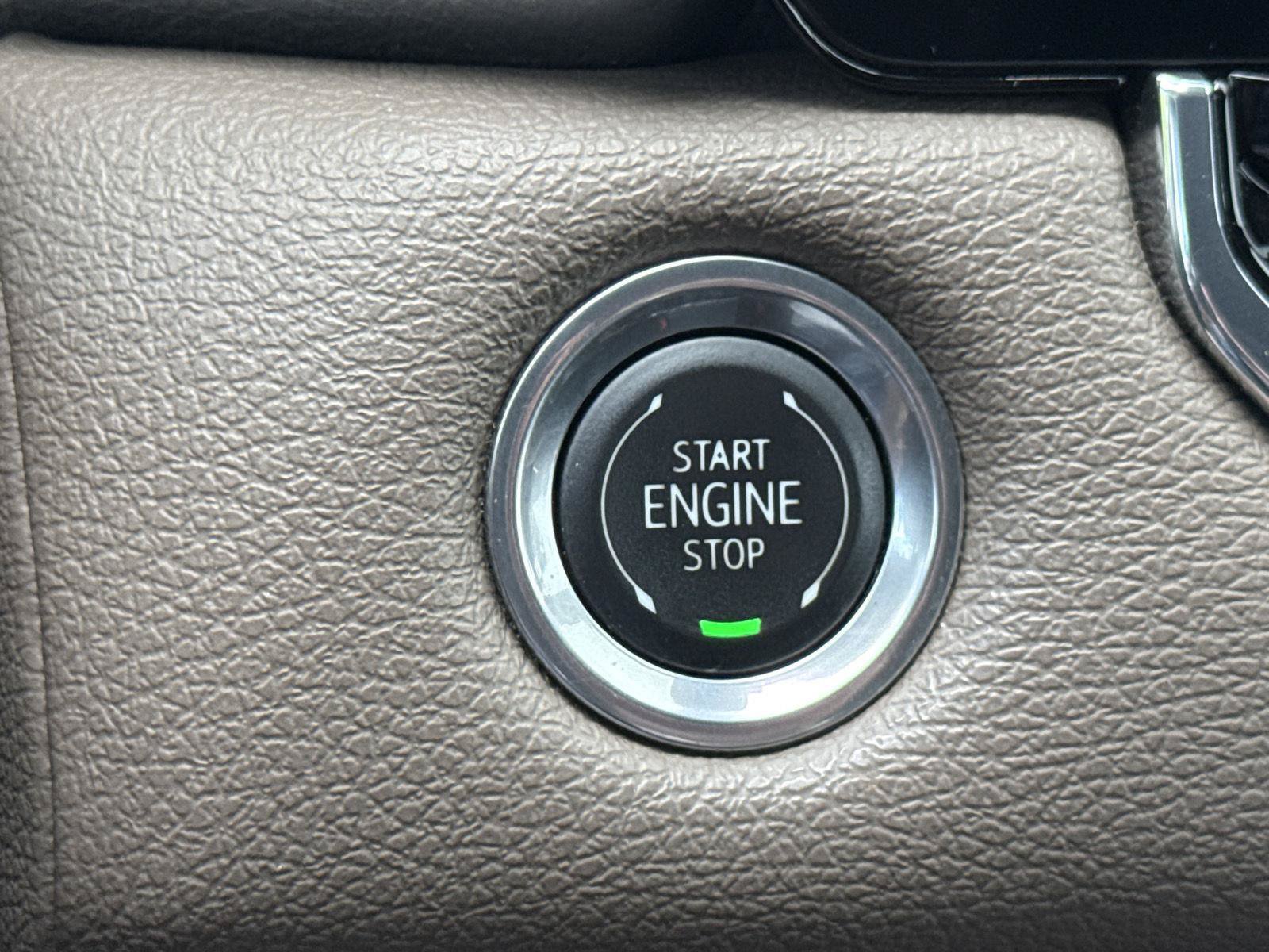 Used 2024 GMC Canyon Denali AWD/4WD image 21