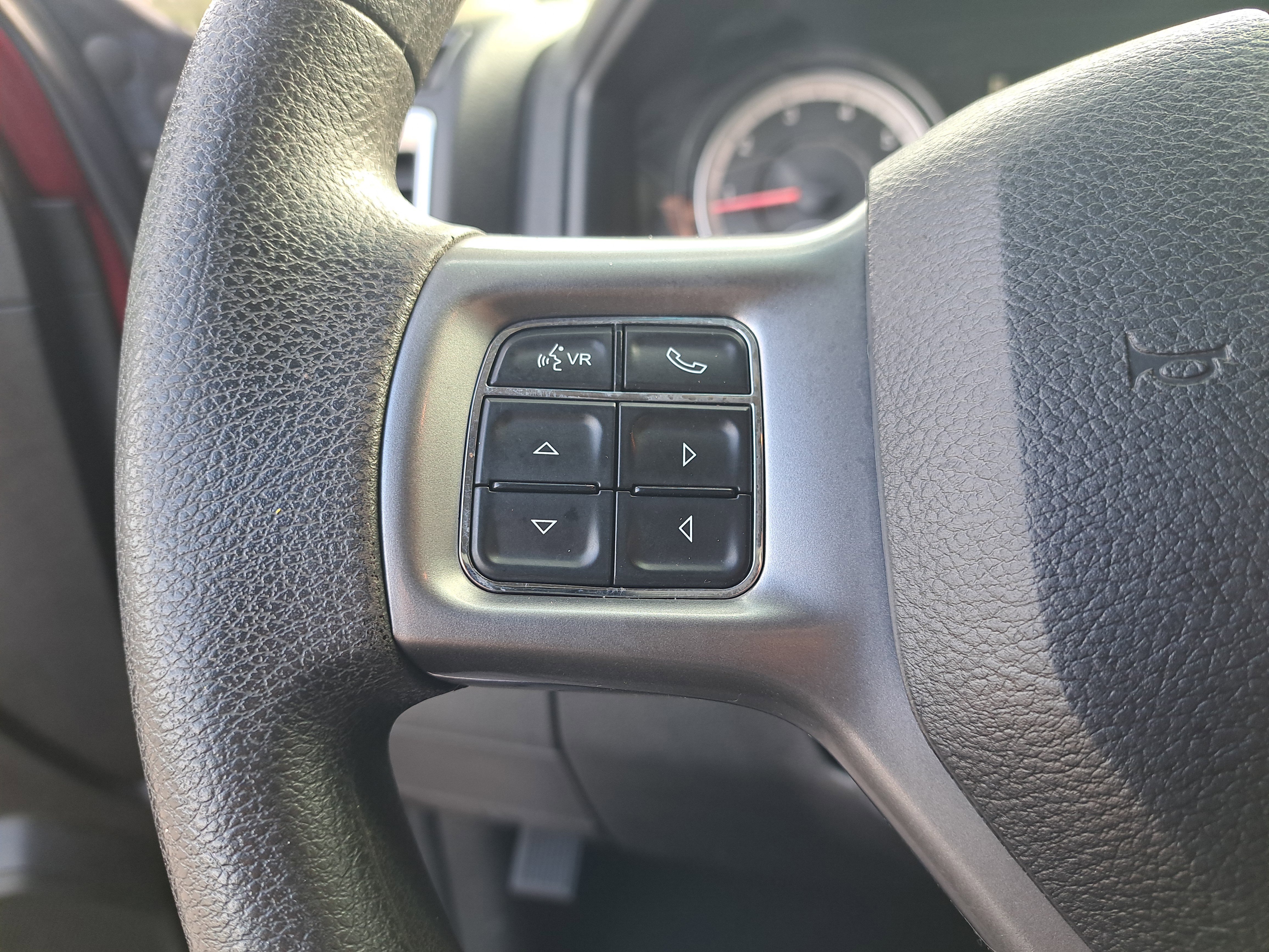 Used 2021 RAM 1500 Classic SLT image 18