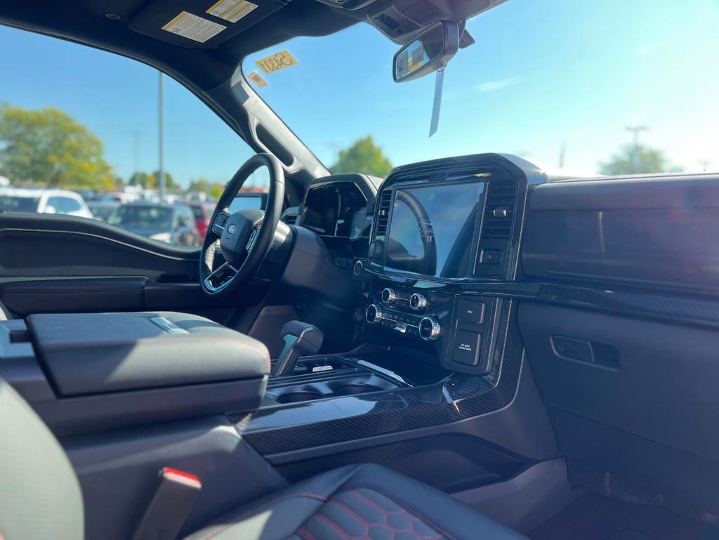 New 2025 Ford F150 Lariat w/ Equipment Group 501A Mid image 33