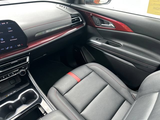 Used 2026 Chevrolet Traverse RS AWD/4WD image 26