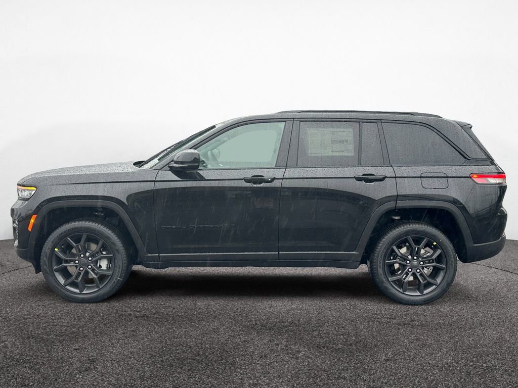 New 2025 Jeep Grand Cherokee Limited w/ Trailer Tow Package image 2
