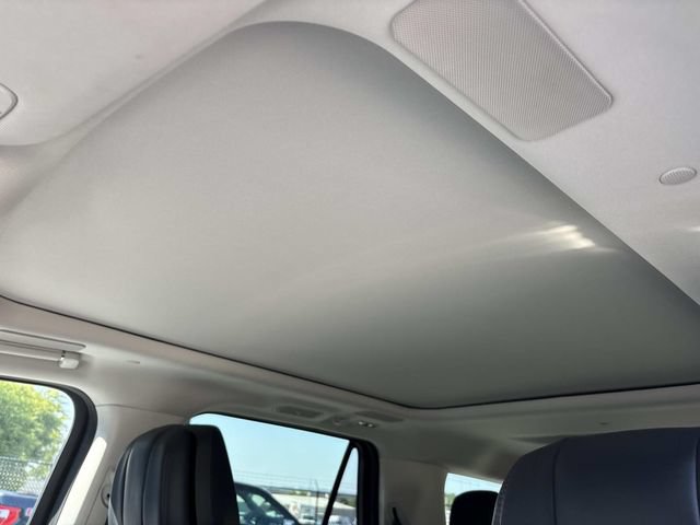 Certified 2025 Lincoln Navigator Reserve AWD/4WD image 29