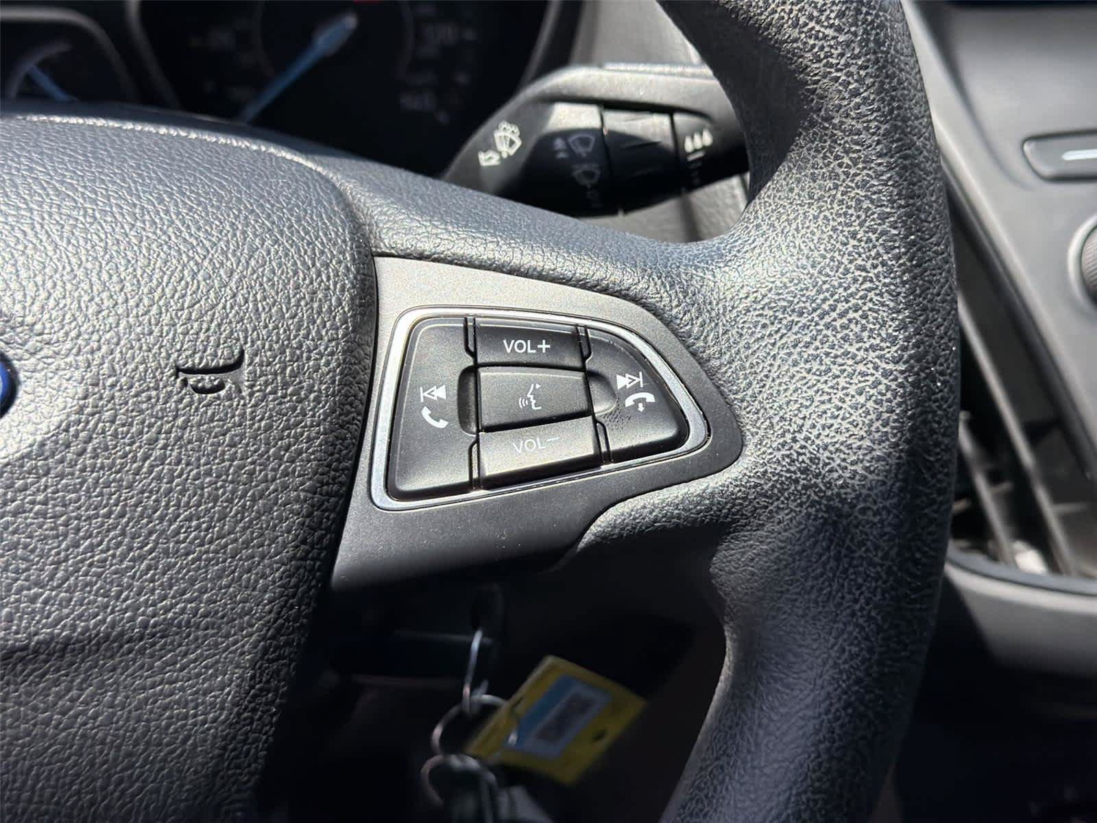 Used 2018 Ford Focus SE w/ SE Appearance Package FWD image 24