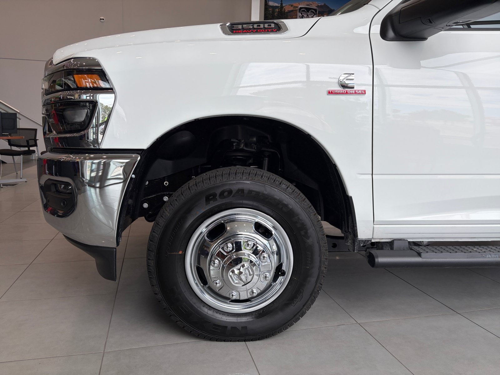 New 2026 RAM 3500 Tradesman AWD/4WD image 10