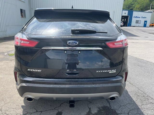 Used 2019 Ford Edge Titanium w/ Cold Weather Package AWD/4WD image 7